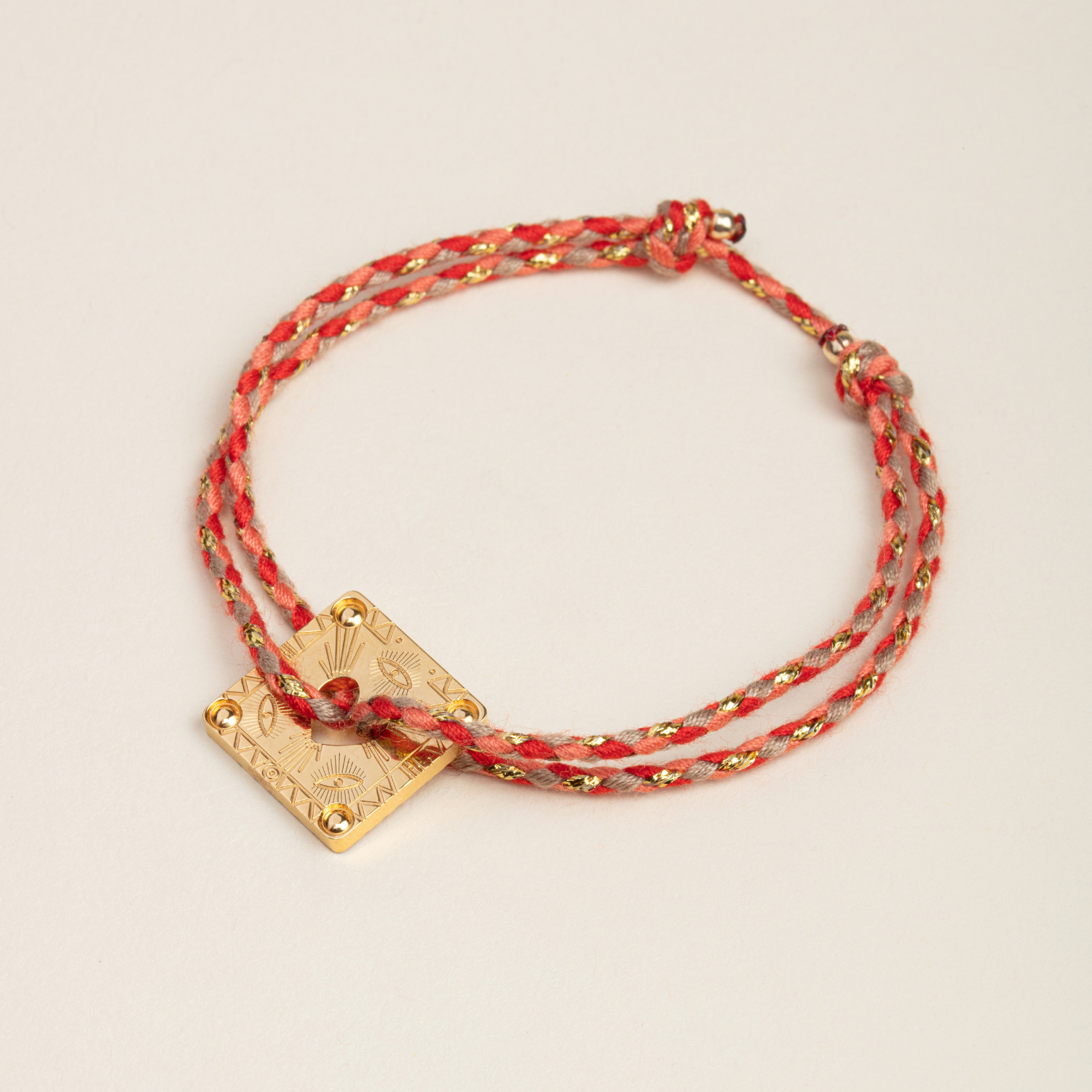bracelet ajustable-cordon-amulette-grigri-stelo-magio
