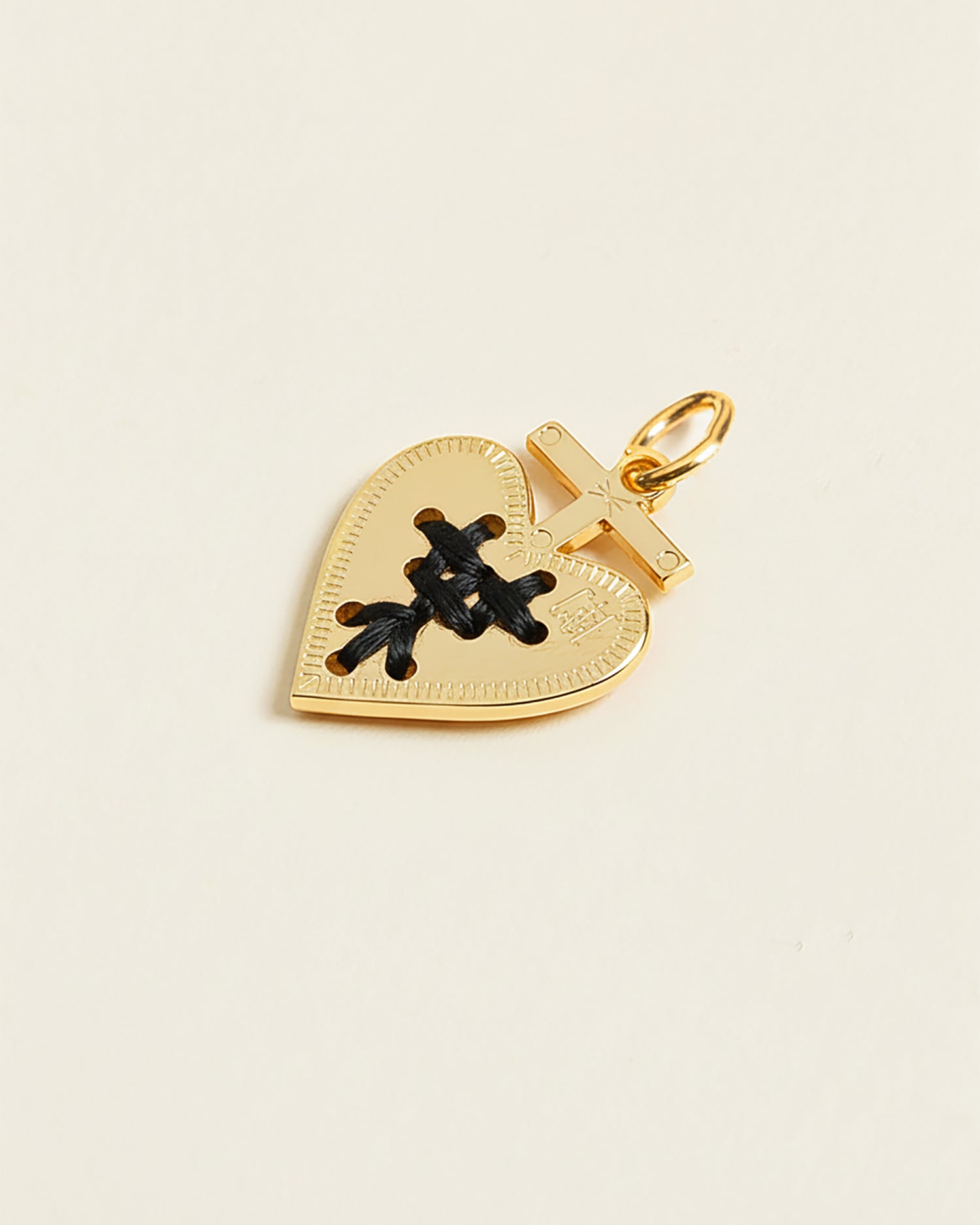Voici où placer vos amulettes pour attirer la chance Voici où placer vos amulettes pour attirer la chance