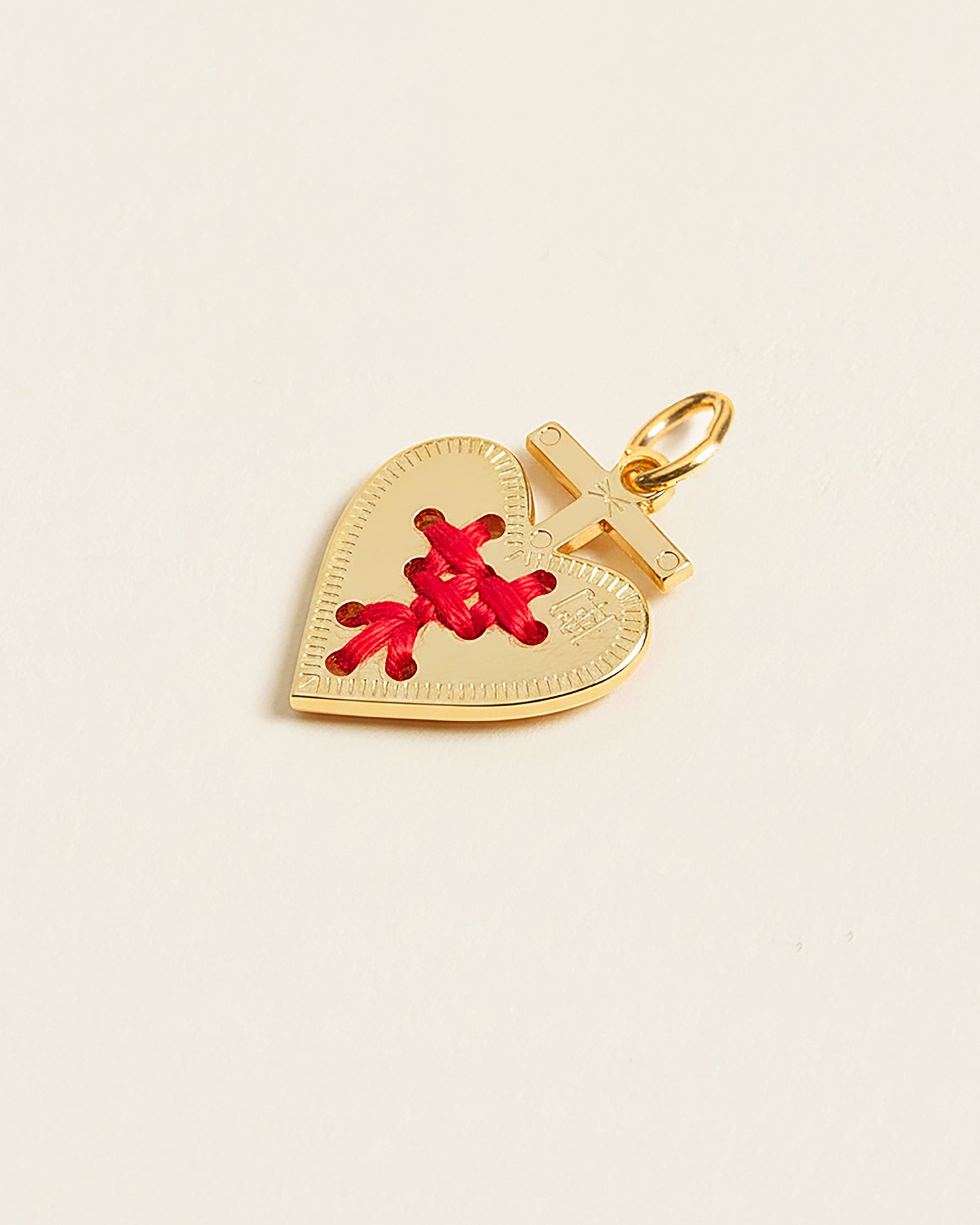 Heart Amulet. AMAN – Camille Enrico