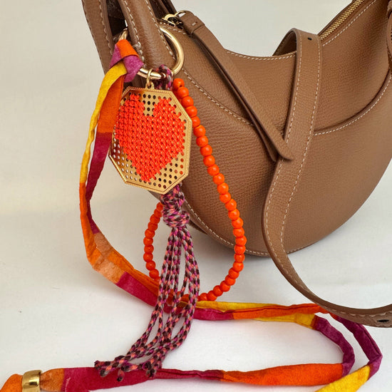 grigri de sac, porte-clés, coeur, broderie