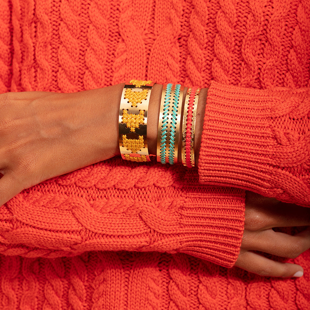 bracelet camille enrico broderie or corail pull