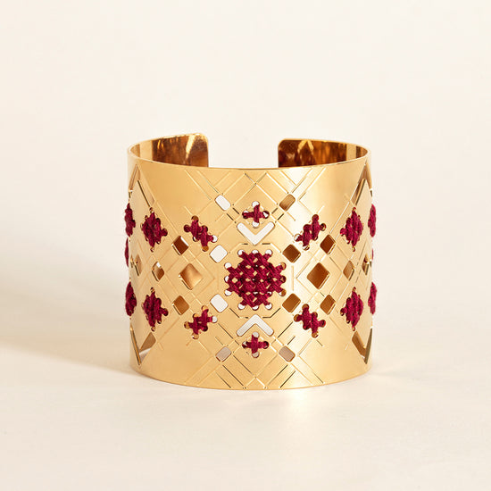 manchette or broderie camille enrico